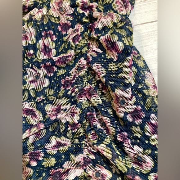 Altar’d State Bodycon Mini Dress Floral XS Long Sleeve - Picture 3 of 6